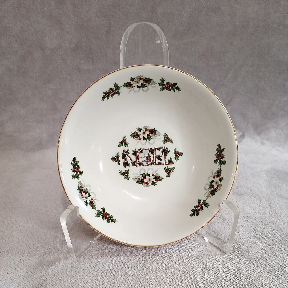 Wood & Sons England NOEL Pattern Soup Cereal Bowls Pair of 2